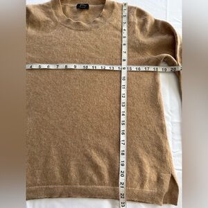 J Crew 100% Cashmere Sweater Women’s Medium Camel Tan Normcore Minimalist Staple